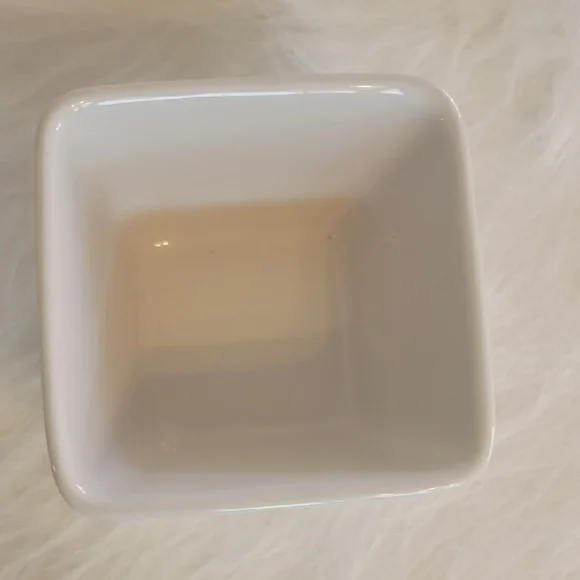The Pampered Chef White Square Bowls - Picture 2 of 5